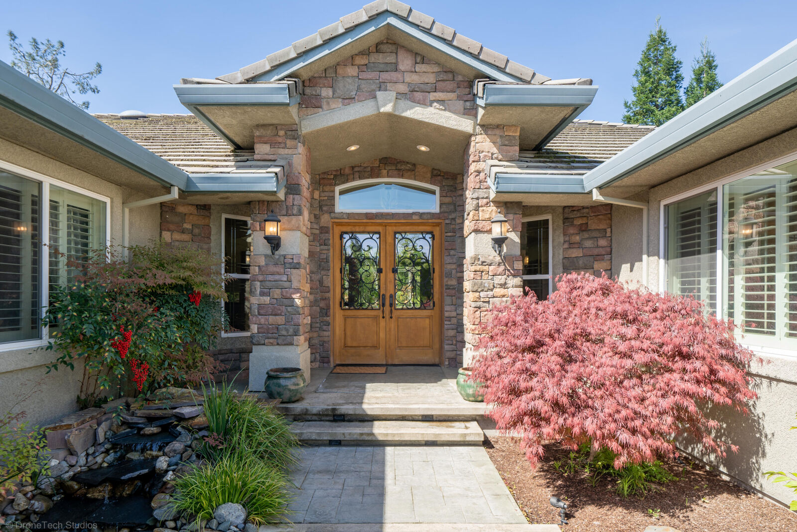 Property Photo:  19565 San Vincente Drive  CA 96003 