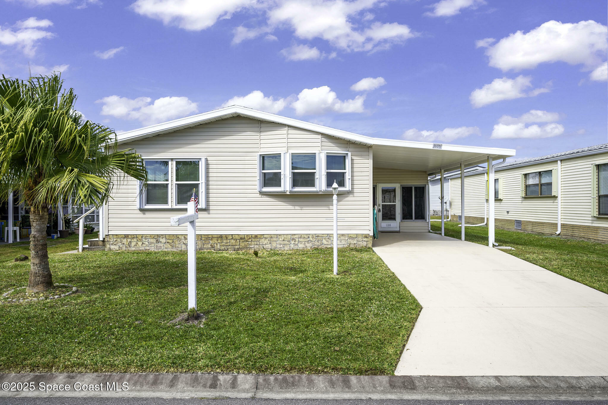 Property Photo: 1105 Tequesta Drive FL 32976