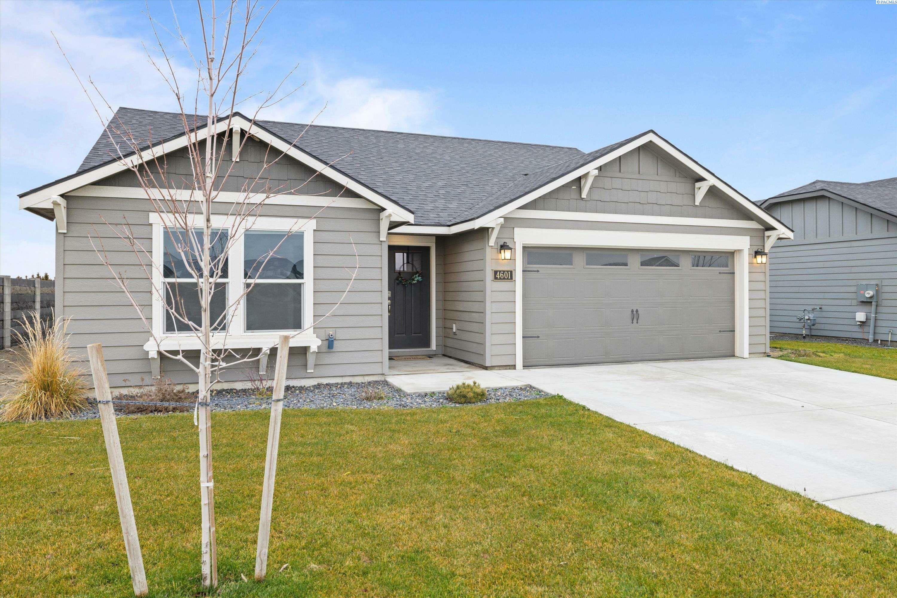 Property Photo:  4601 Corinth Dr  WA 99301 