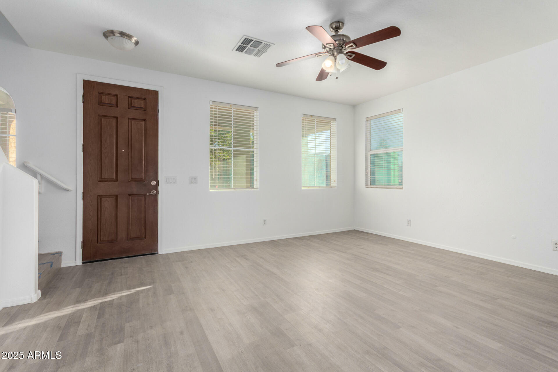 Property Photo: 4044 E Oakland Street AZ 85295