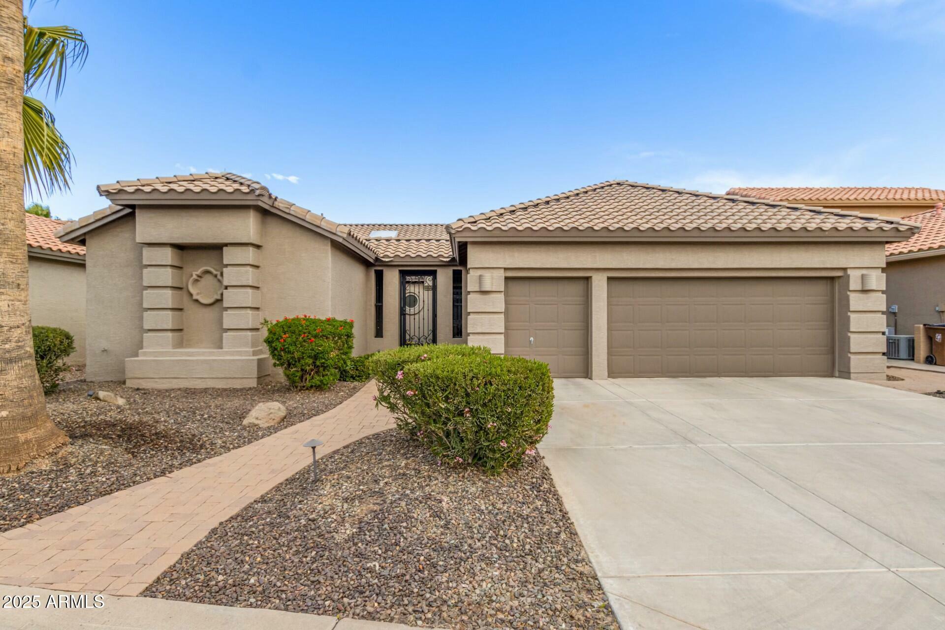 Property Photo:  24008 S Lakeway Circle NW  AZ 85248 