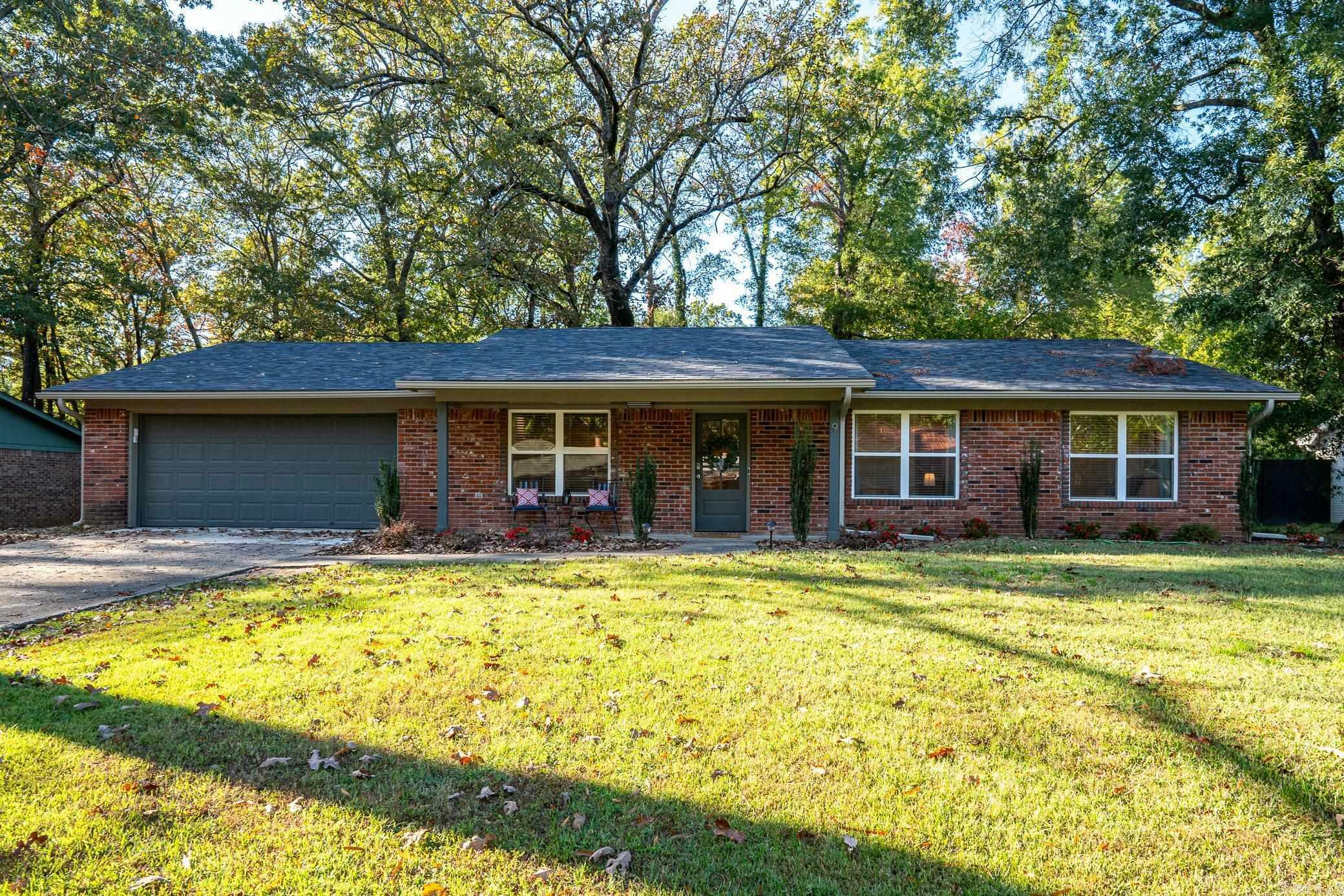 Property Photo:  9 Timberlane Trail  AR 72034 