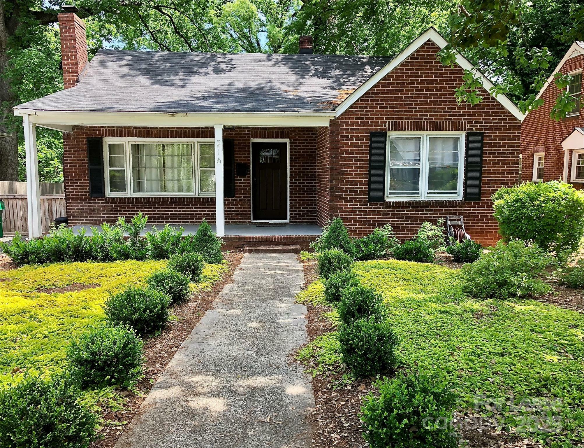 Property Photo:  216 Sylvania Avenue  NC 28205 