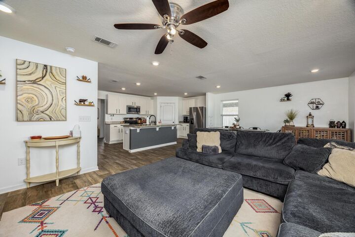 Property Photo:  1010 Limpkin Street  FL 32539 