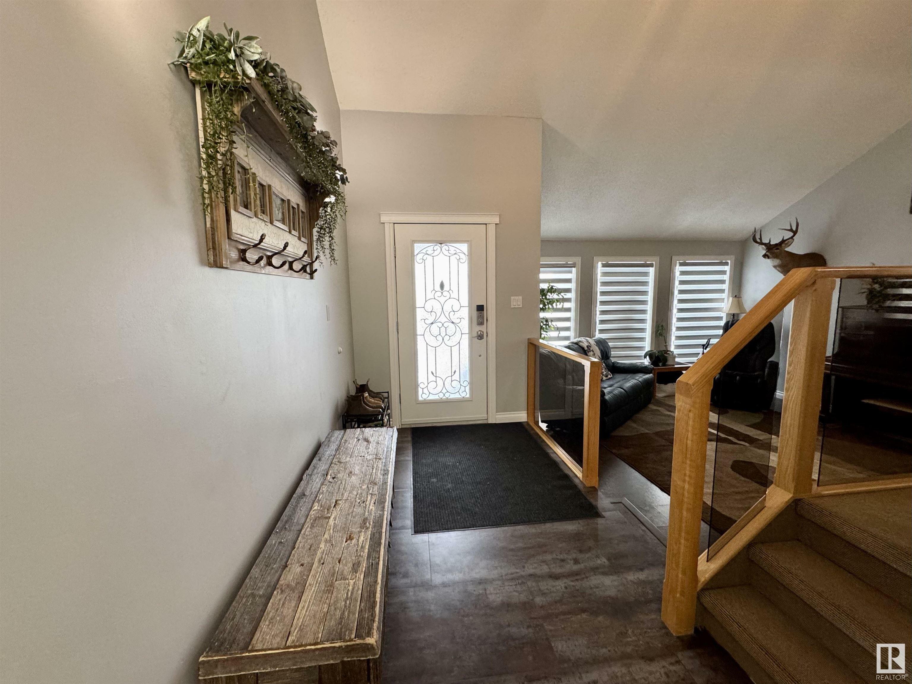 Photo de la propriété: 5202 55A Street AB T0A 3A1