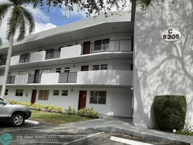 Property Photo: 8305 NW 61st St C307 FL 33321