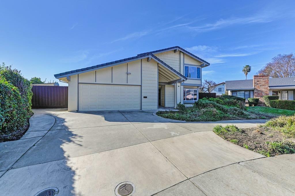 Property Photo:  14 Morningsun Court  CA 95831 