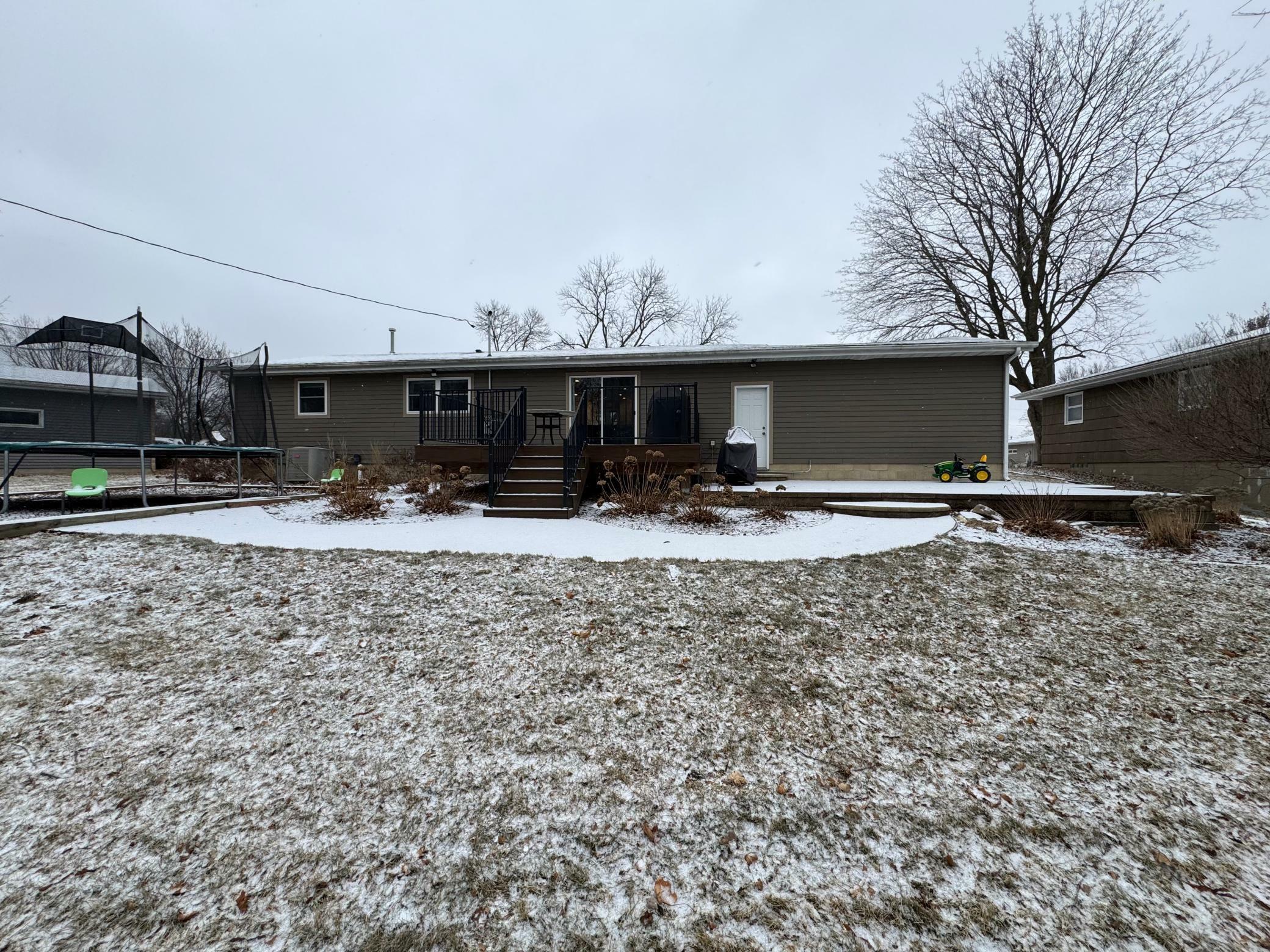 Property Photo:  1522 Elm Street  MN 56007 