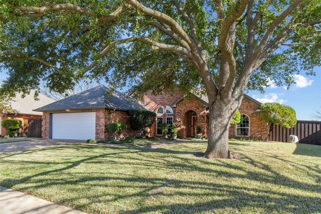 Property Photo:  10253 Fieldcrest Drive  TX 76126 