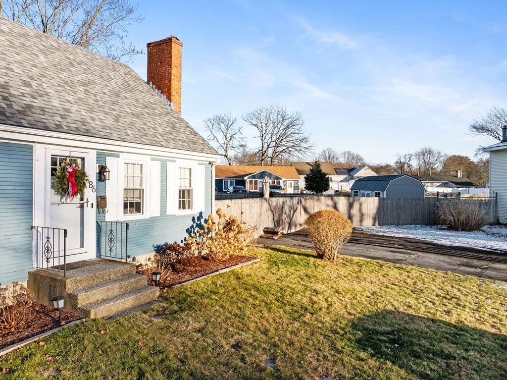 Property Photo:  86 Greenwood Rd  MA 02726 