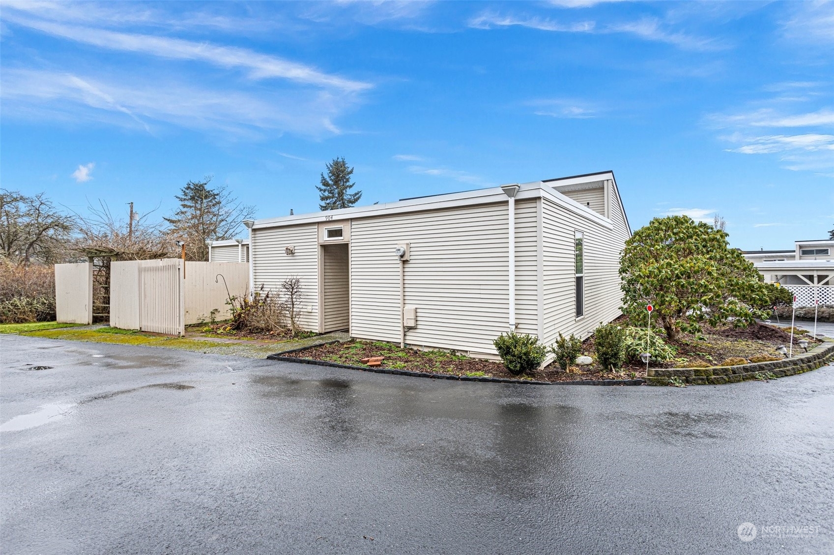 Property Photo:  904 NE Lindsay Street 201  WA 98239 