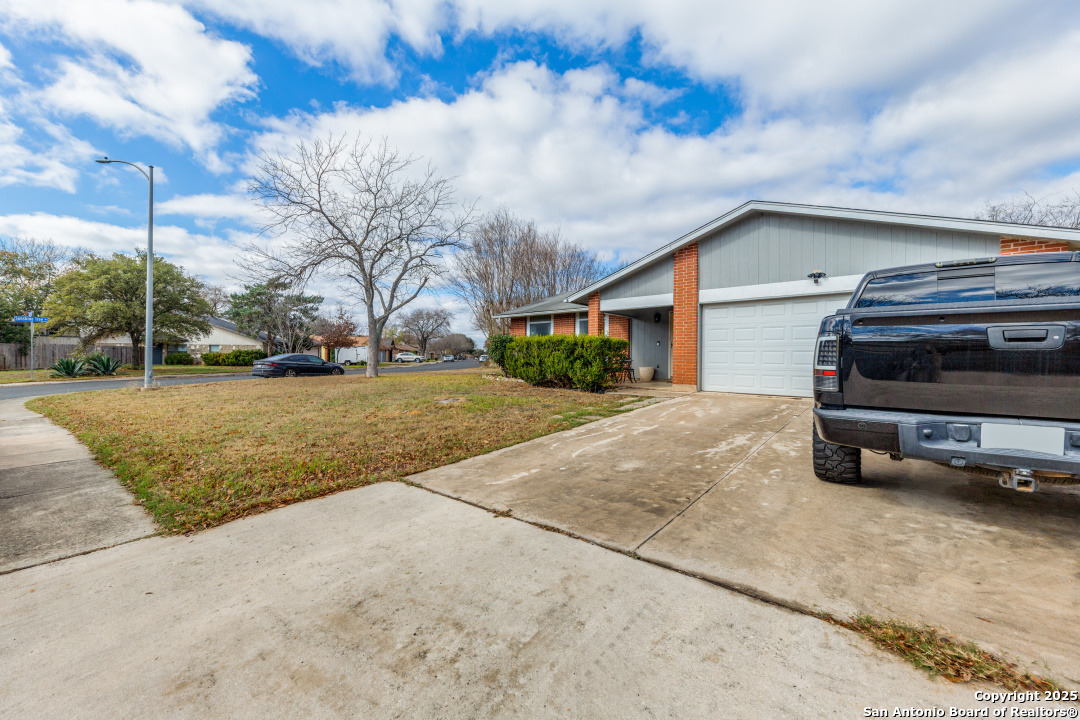Property Photo: 11603 Spring Rain TX 78249