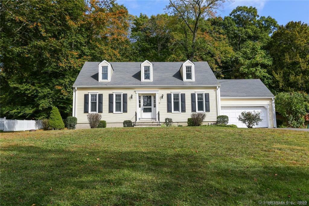 Property Photo:  41 Country Club Road  CT 06820 