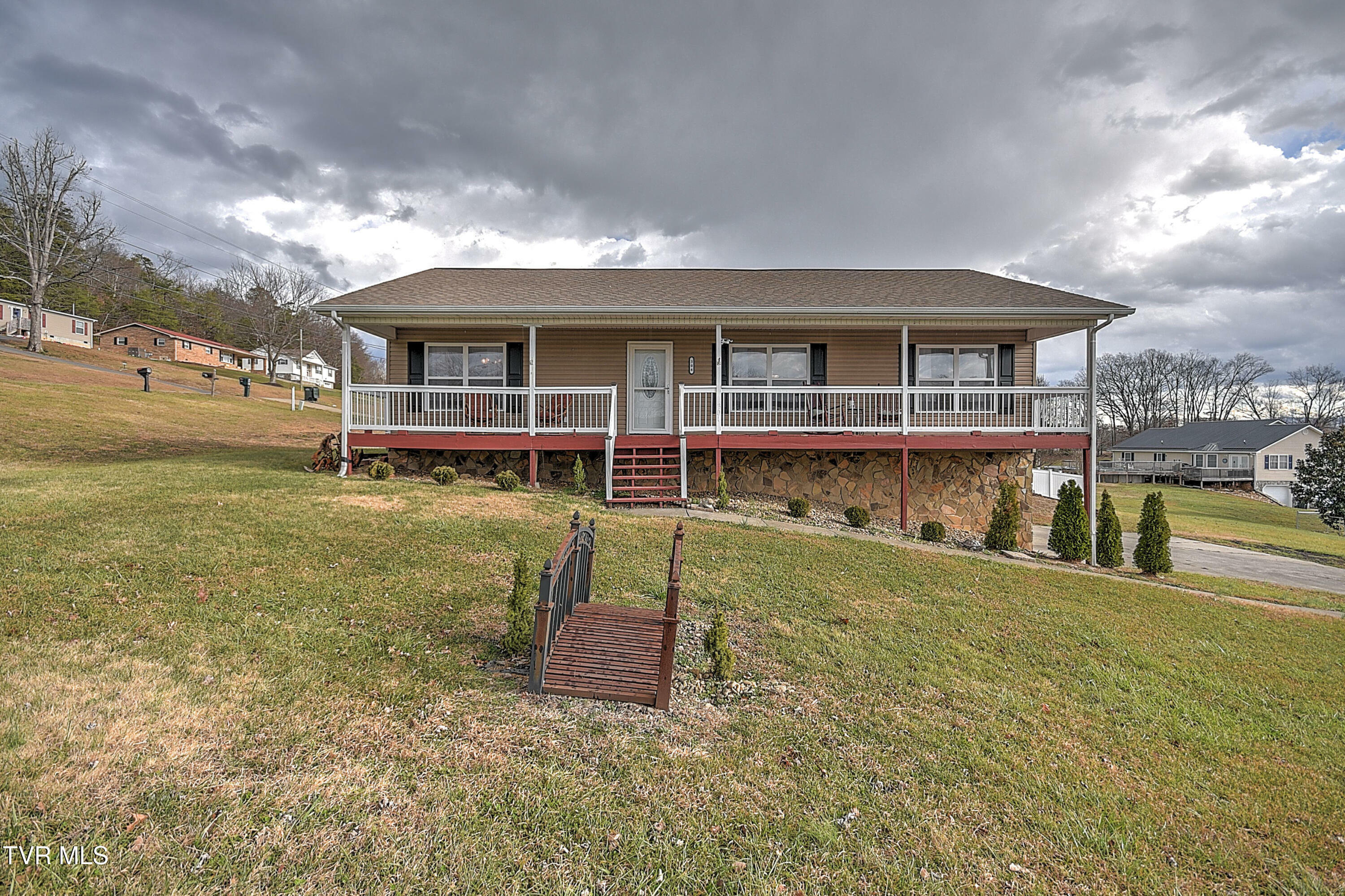 Property Photo:  304 Reed Avenue  TN 37743 