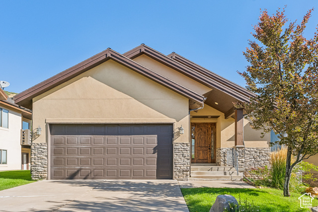 Property Photo: 1164 W Sunburst Ln N 16 UT 84049