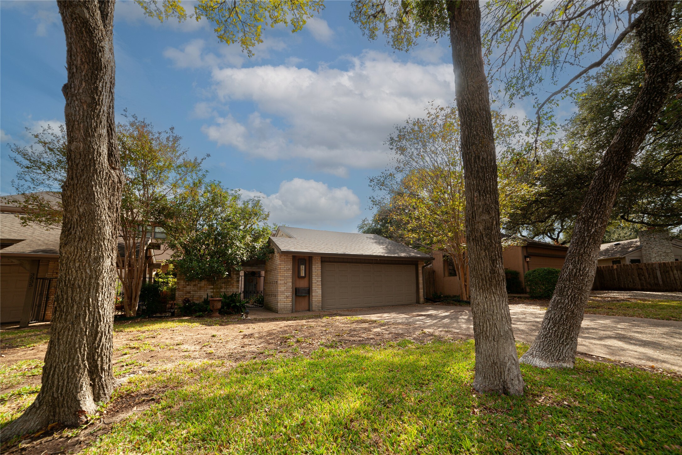 Property Photo:  3837 Steck Avenue  TX 78759 