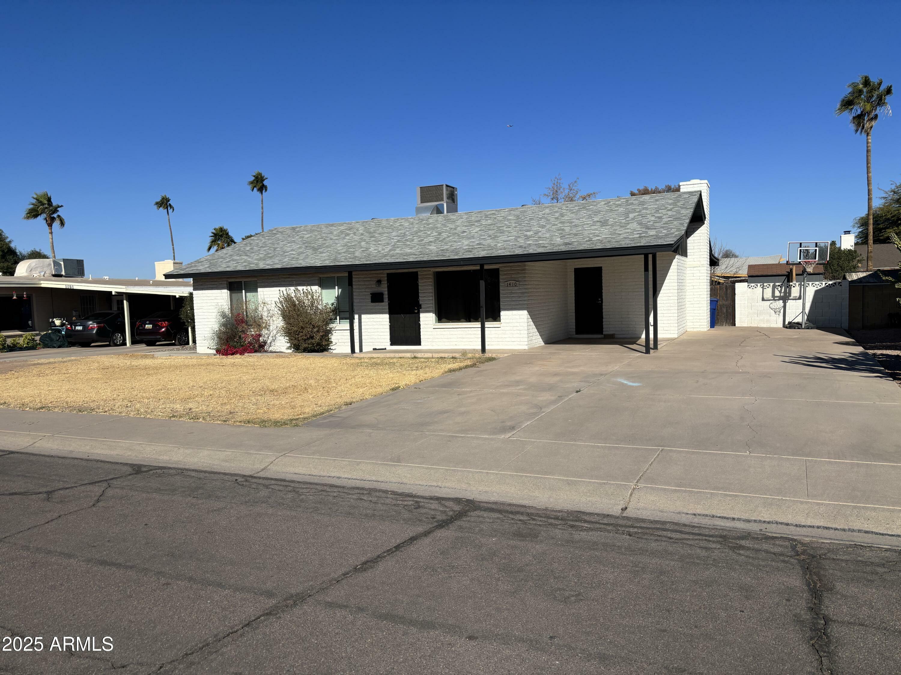 Property Photo:  1410 E Bishop Drive  AZ 85282 