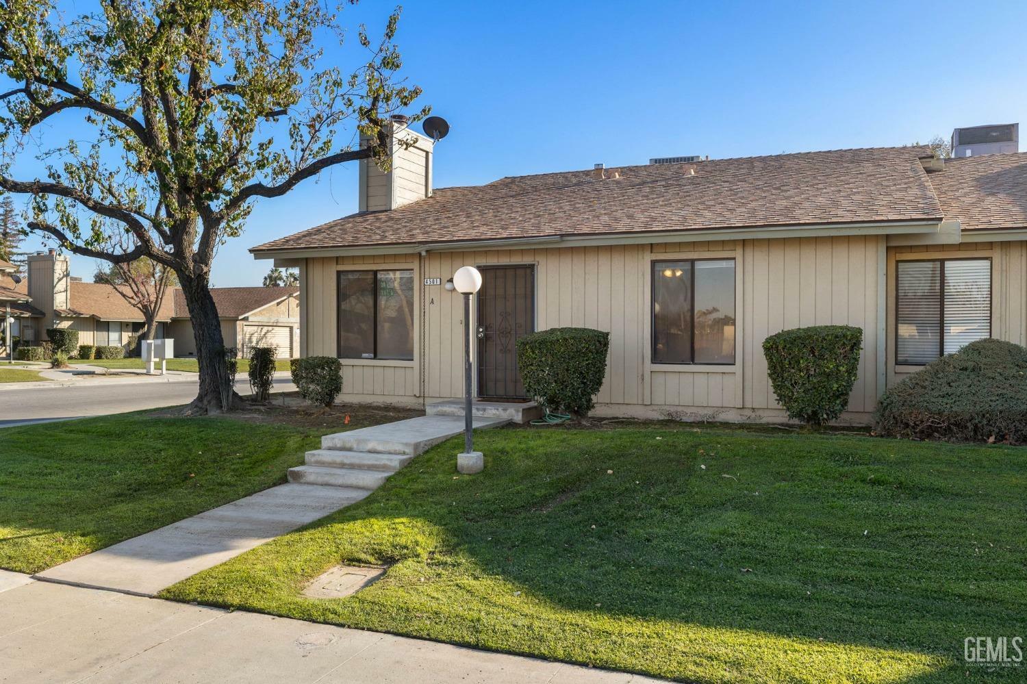 Property Photo:  4501 Planz Road A  CA 93309 