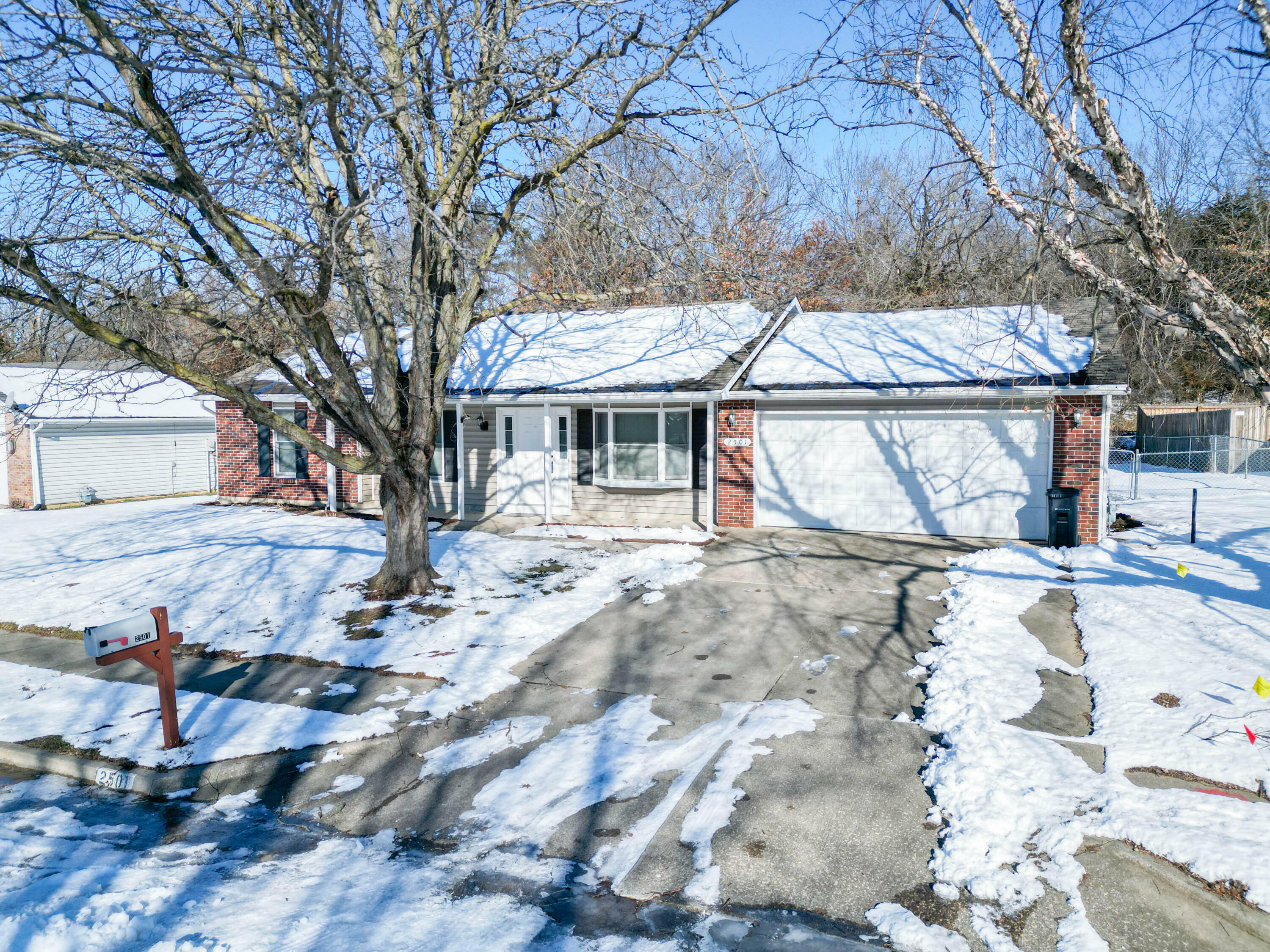 Property Photo:  2501 Oakland Ridge Dr  MO 65202 