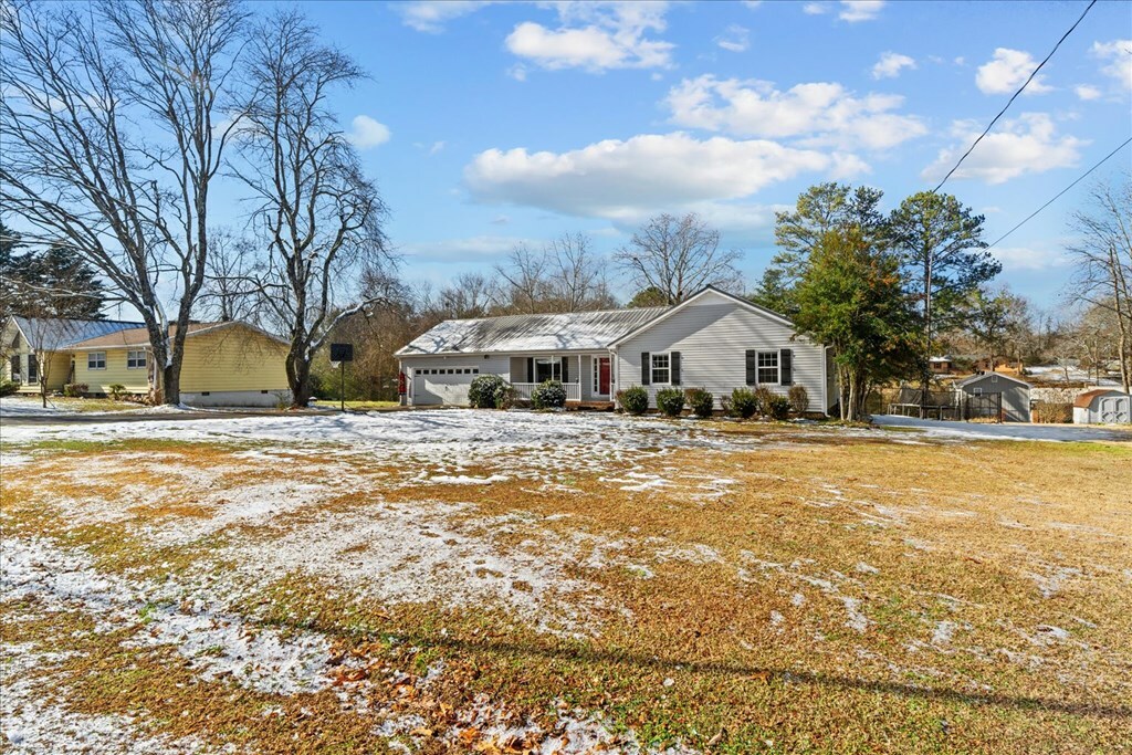 Property Photo:  205 Sharondale Drive  GA 30721 