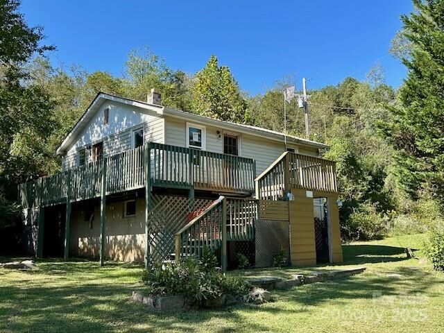 Property Photo: 14 Dry Leaf Road NC 28701