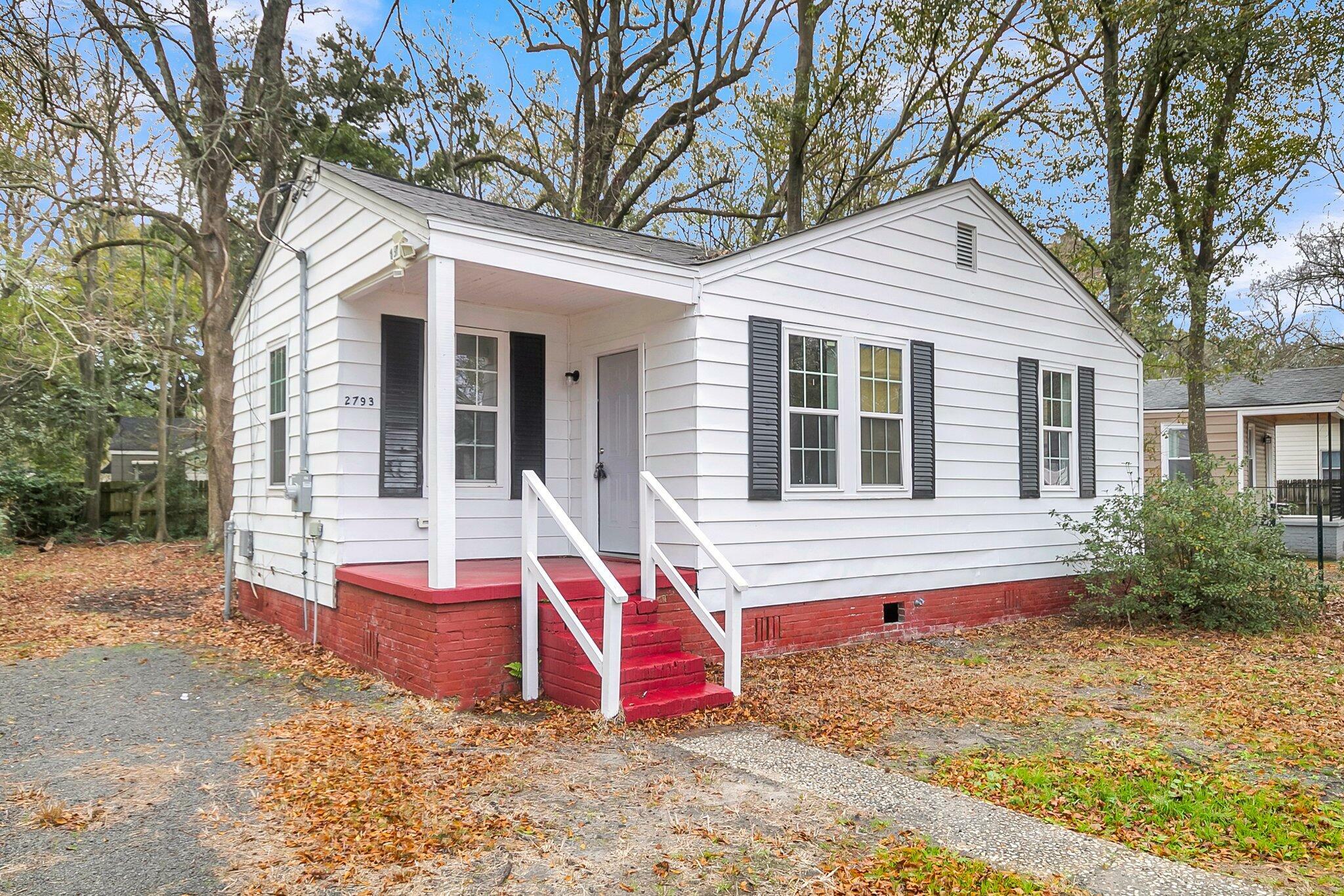 Property Photo:  2793 Ranger Drive  SC 29405 