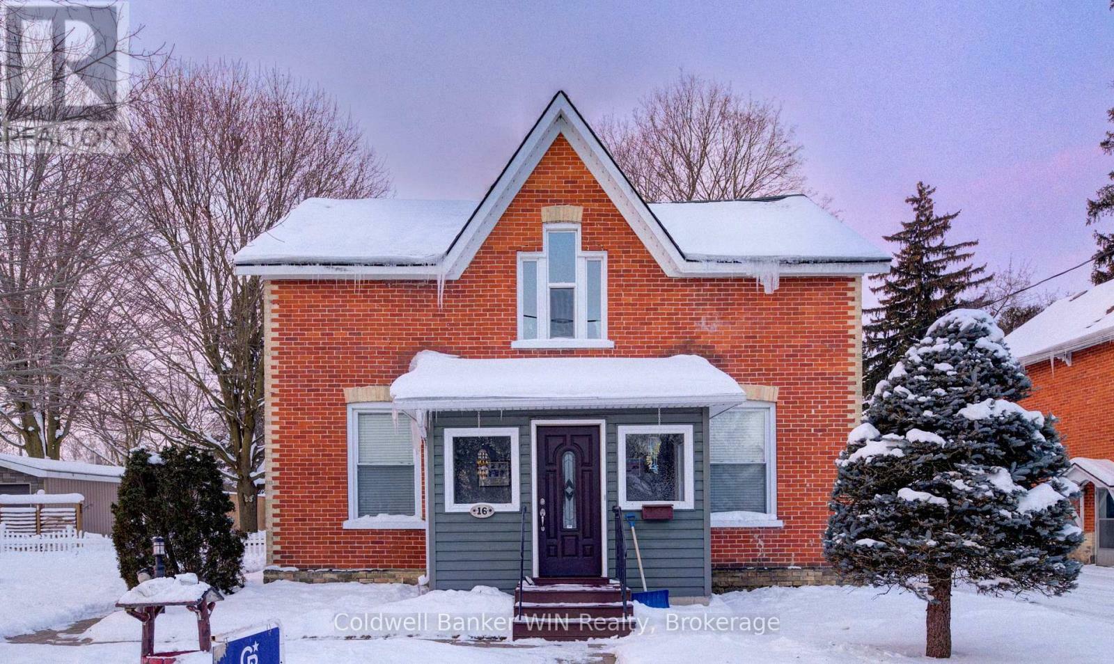 16 John Street South  Minto (Harriston) ON N0G 1Z0 photo