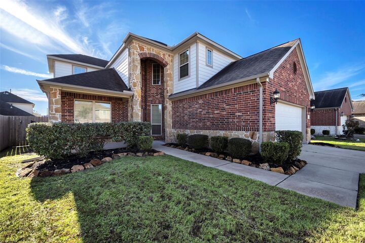 Property Photo: 2002 Argos Drive TX 77459