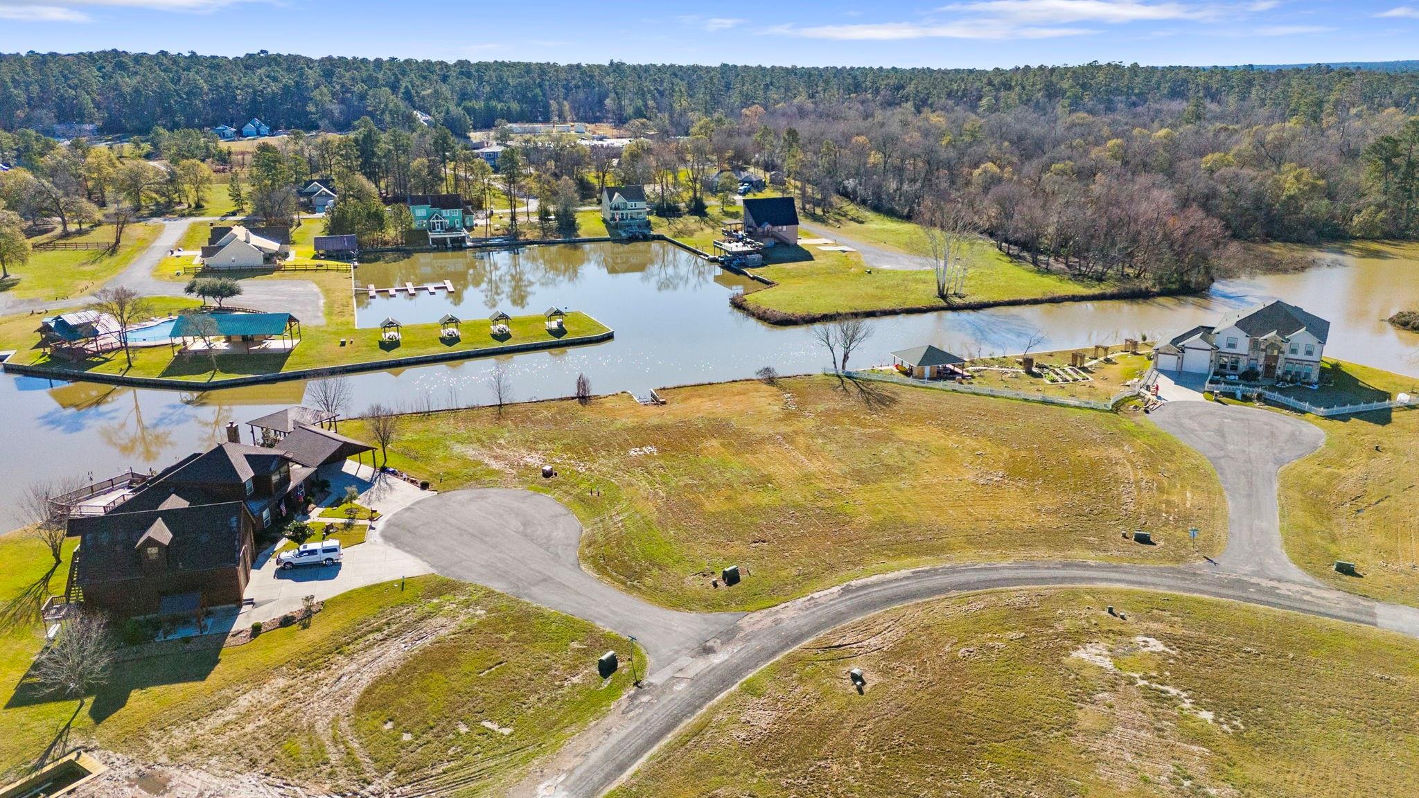 Property Photo: 5 Island Point TX 77340