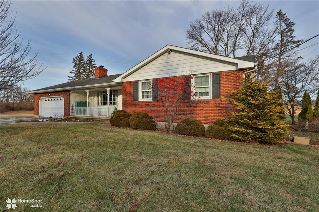 Property Photo:  538 Daniels Road  PA 18064 