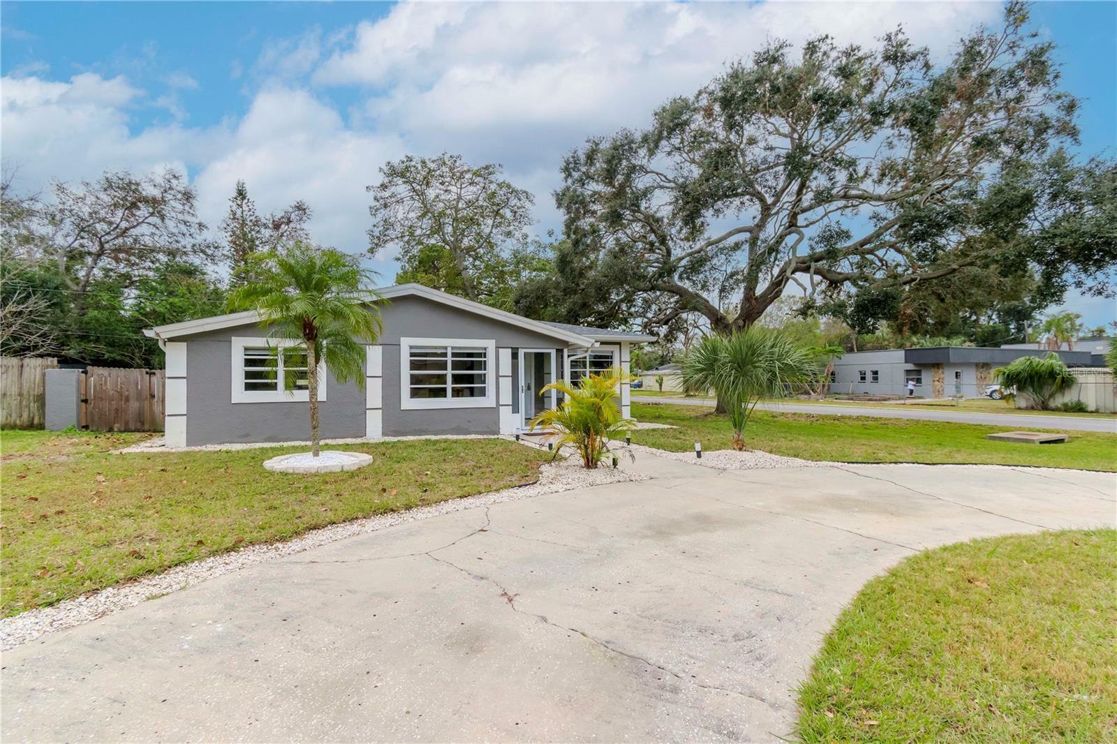 Property Photo:  1341 Springdale Street  FL 33755 