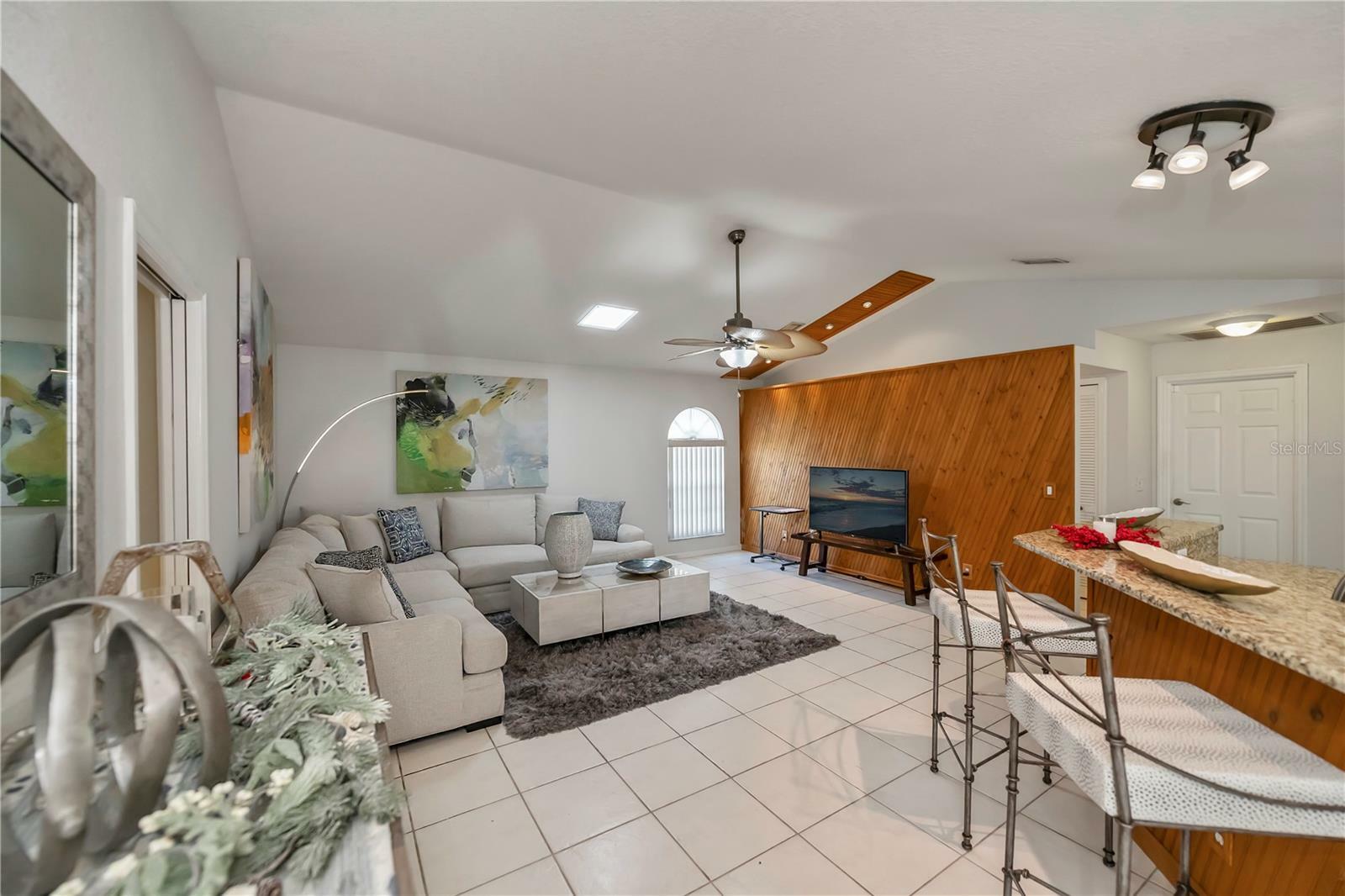 Property Photo:  23176 Lindale Avenue  FL 33954 