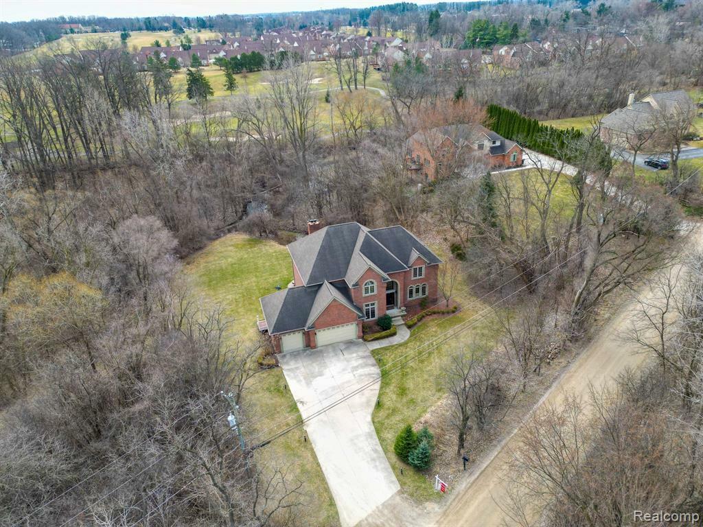 Property Photo: 37159 Howard Road MI 48331 3548