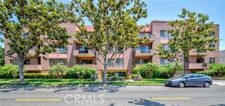 Property Photo:  234 S Gale Drive 308  CA 90211 