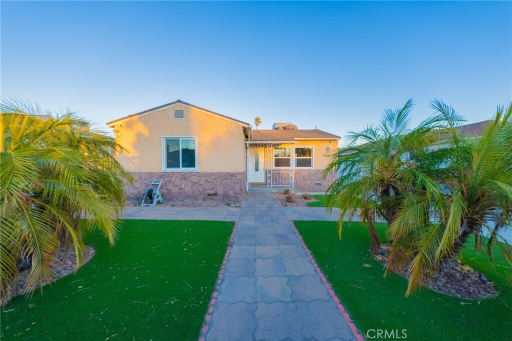 Property Photo:  7246 Case Avenue  CA 91352 