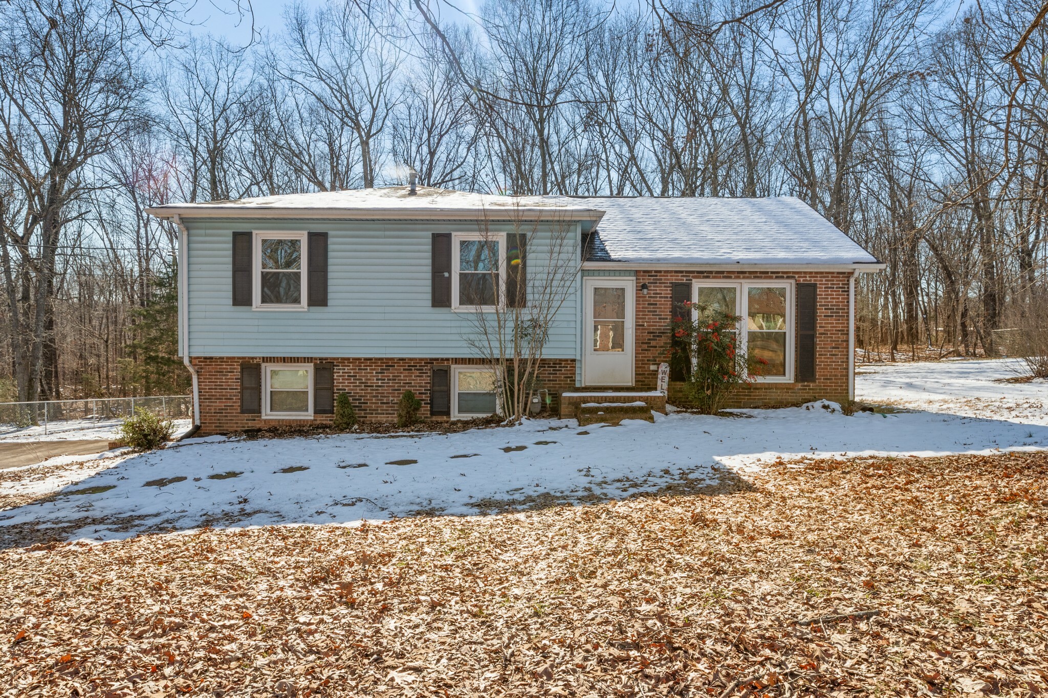 Property Photo: 104 Friar Tuck Dr TN 37055