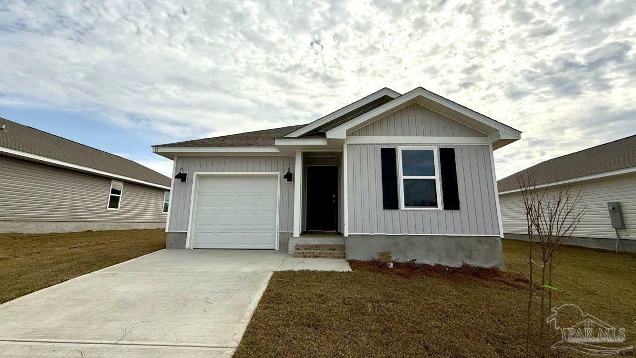 Property Photo: 13 Spoonbill St FL 32533