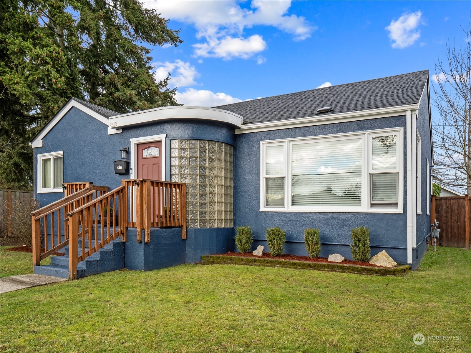 Property Photo:  2513 S 15th Street  WA 98405 