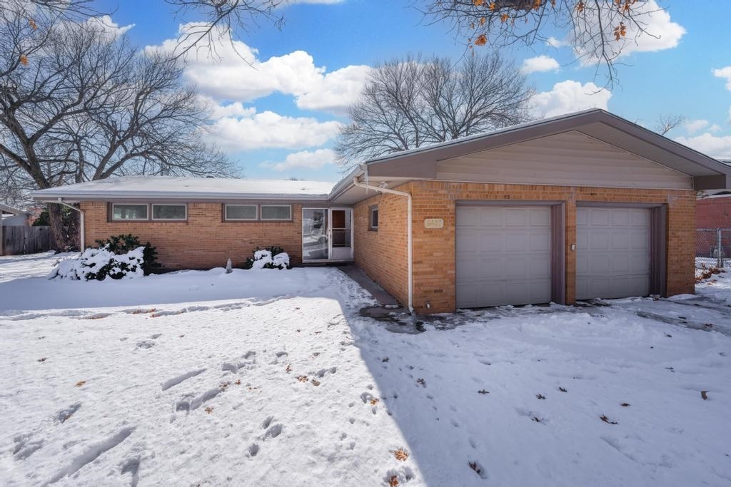 Property Photo:  6427 E Marjorie St  KS 67206 