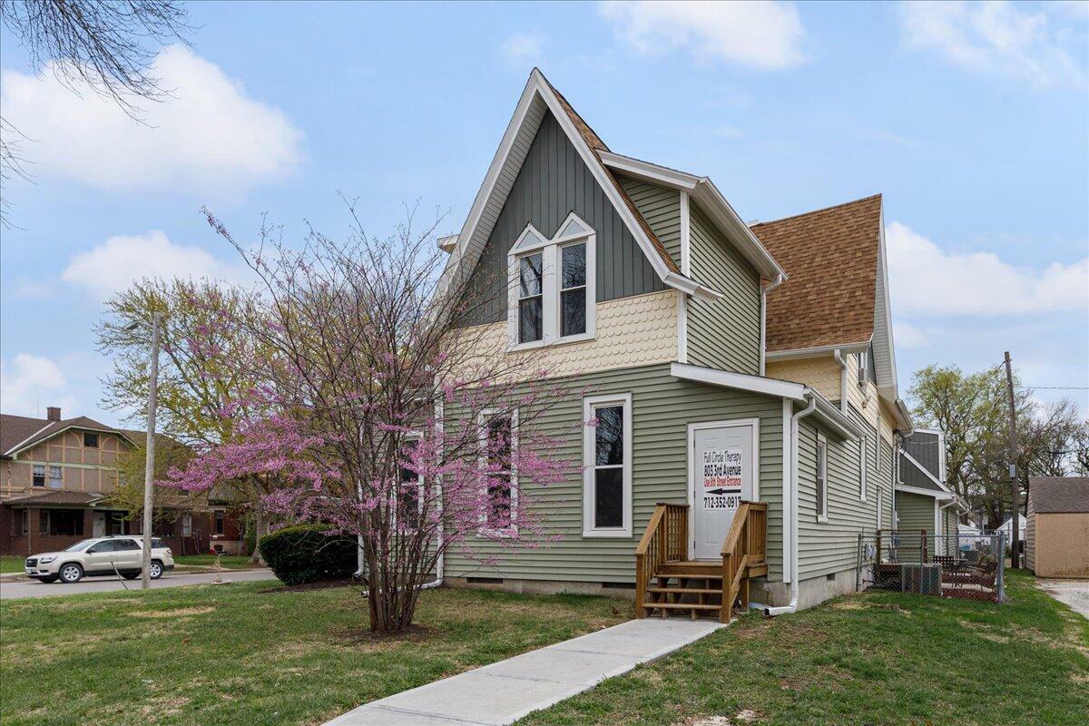 Property Photo: 803 3rd Avenue IA 51501