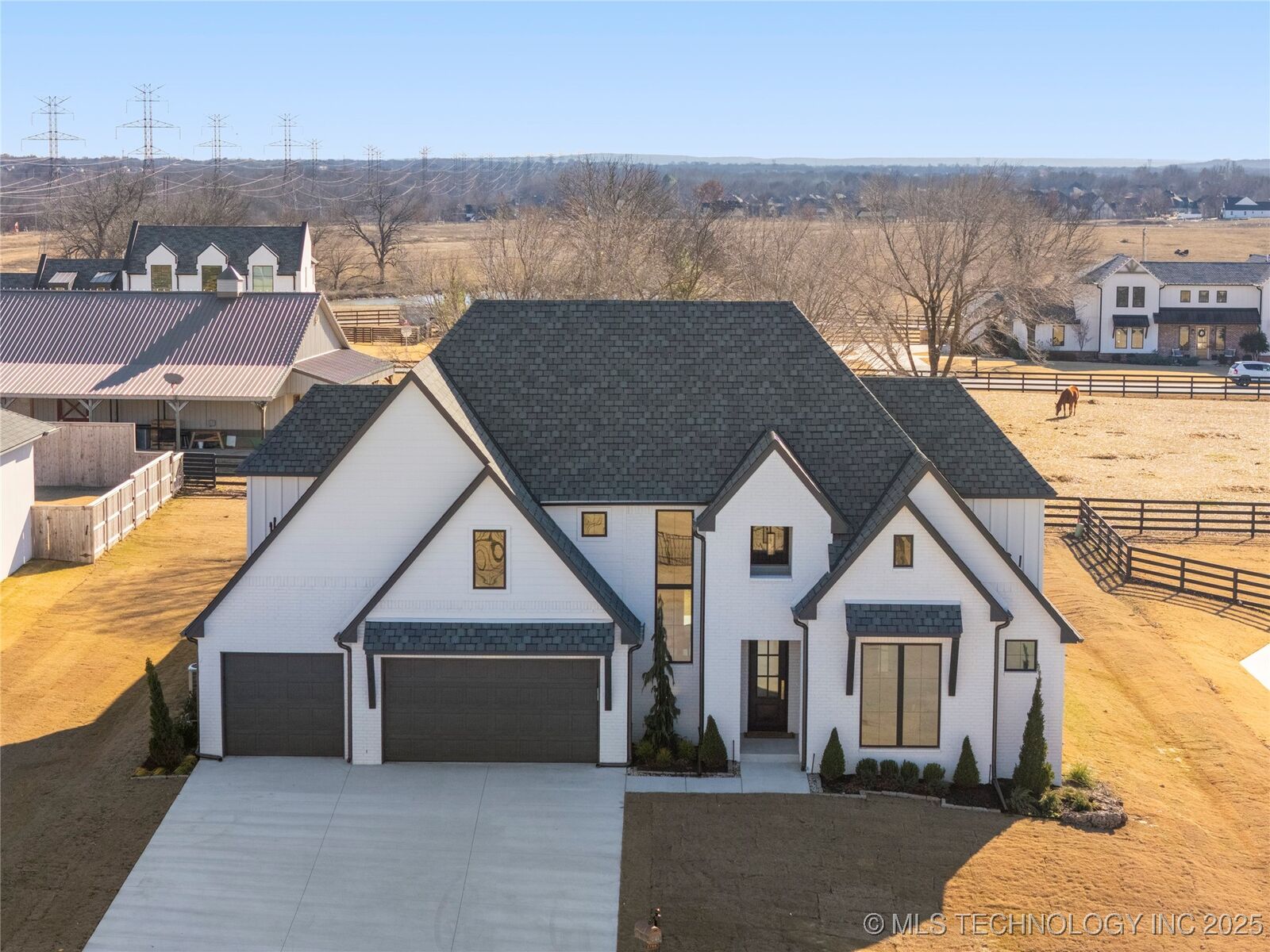 Property Photo: 2780 E 129 Court S OK 74008