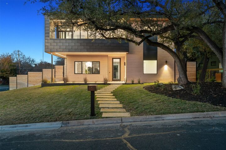 Property Photo: 2512 Ridgeview Street TX 78704