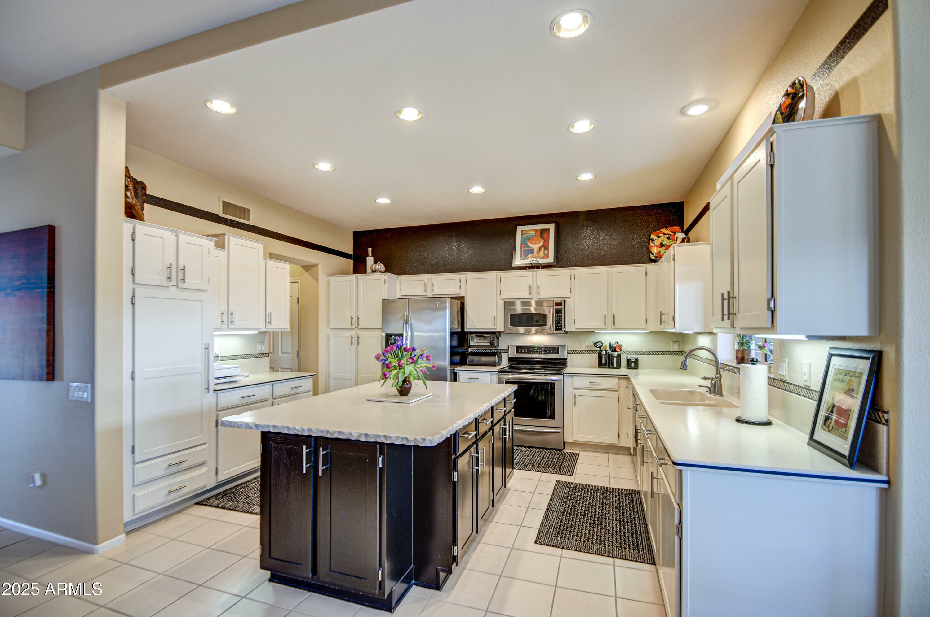 Property Photo:  21413 N 159th Drive  AZ 85375 