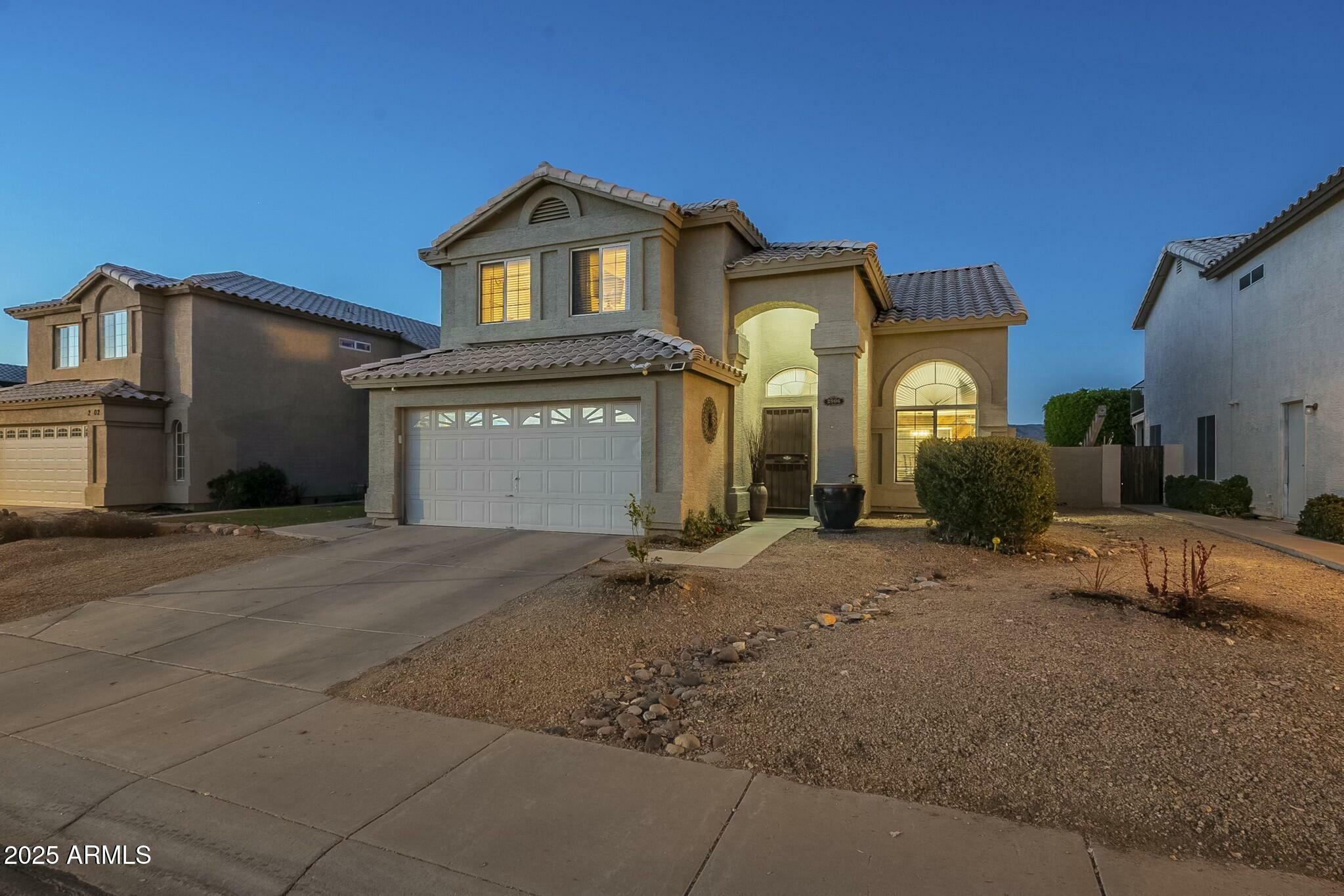 Property Photo:  2906 E Frye Road  AZ 85048 