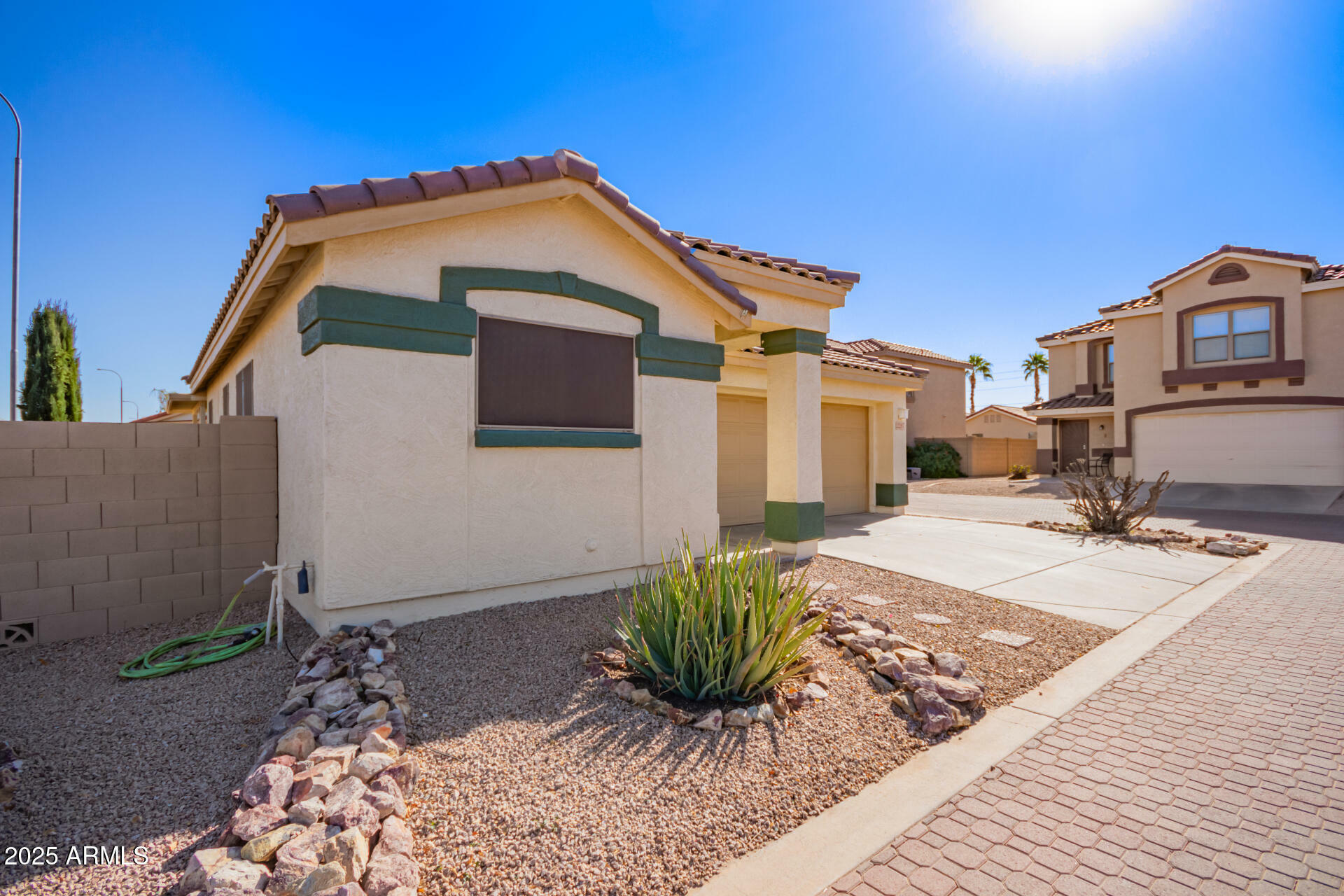 Property Photo:  2287 E Hazeltine Way  AZ 85249 