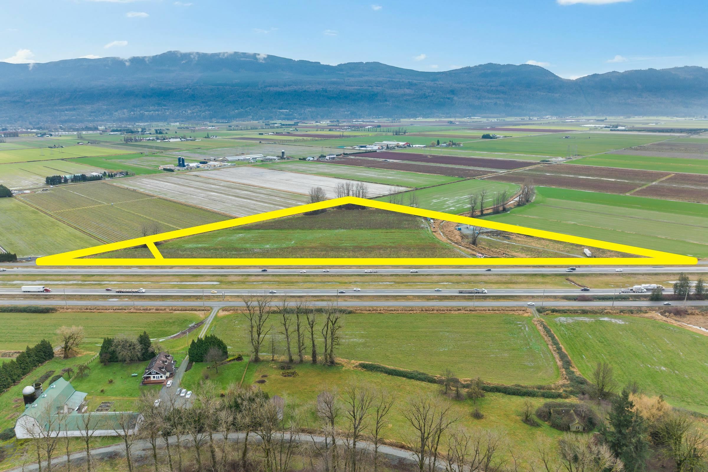 39452 South Parallel Road  Abbotsford BC V3G 2T4 photo