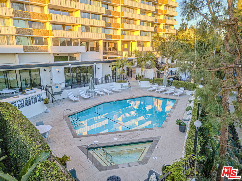 Property Photo: 8787 Shoreham Dr CA 90069