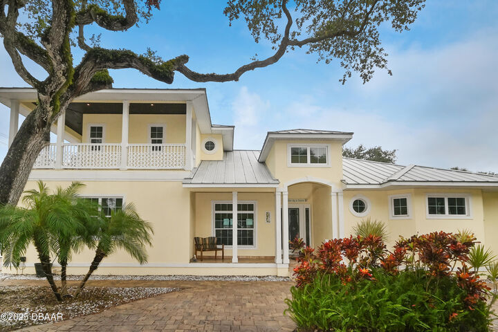 221 Columbus Avenue  New Smyrna Beach FL 32169 photo
