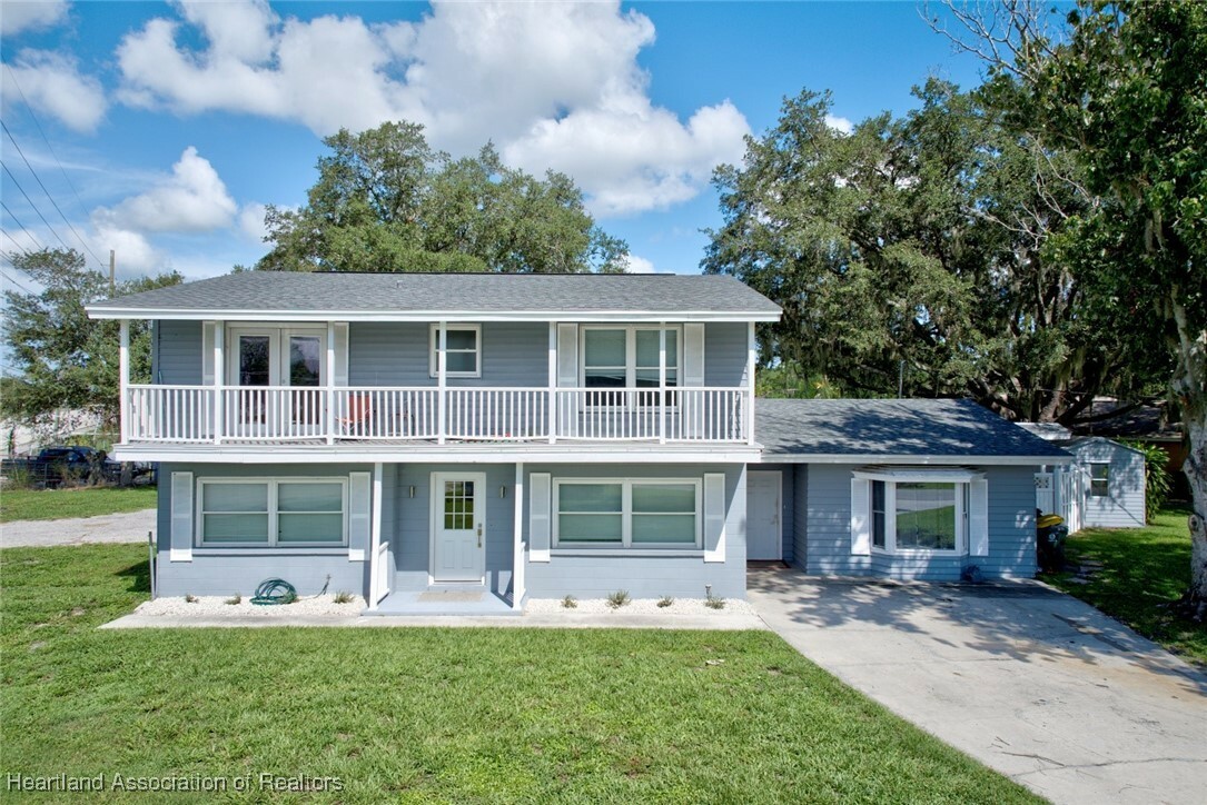 Property Photo:  101 Eastview Road  FL 33870 