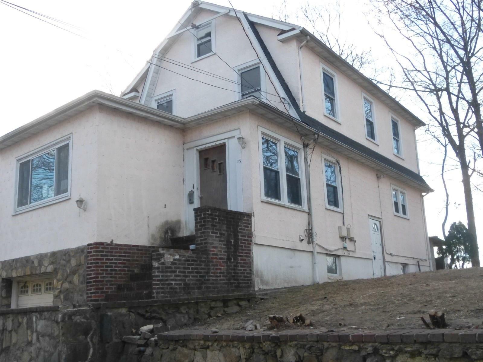 Property Photo:  23 Belknap Avenue  NY 10710 